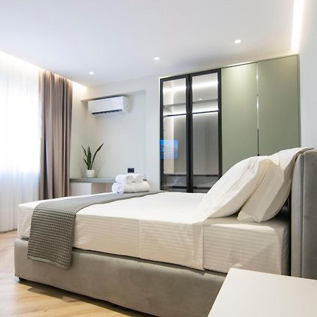 Mina Luxury Rooms ティラナ エクステリア 写真