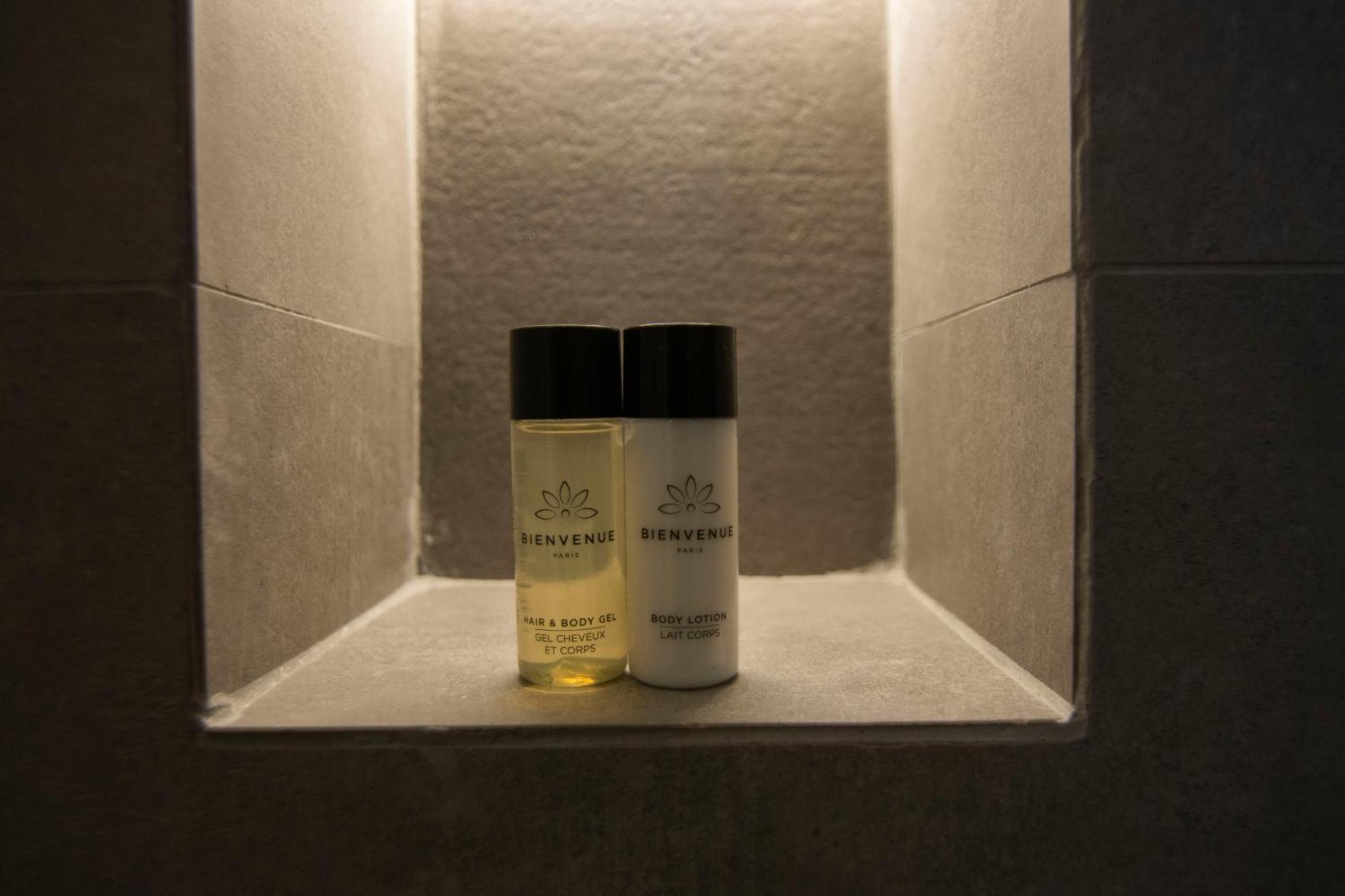 Mina Luxury Rooms ティラナ エクステリア 写真
