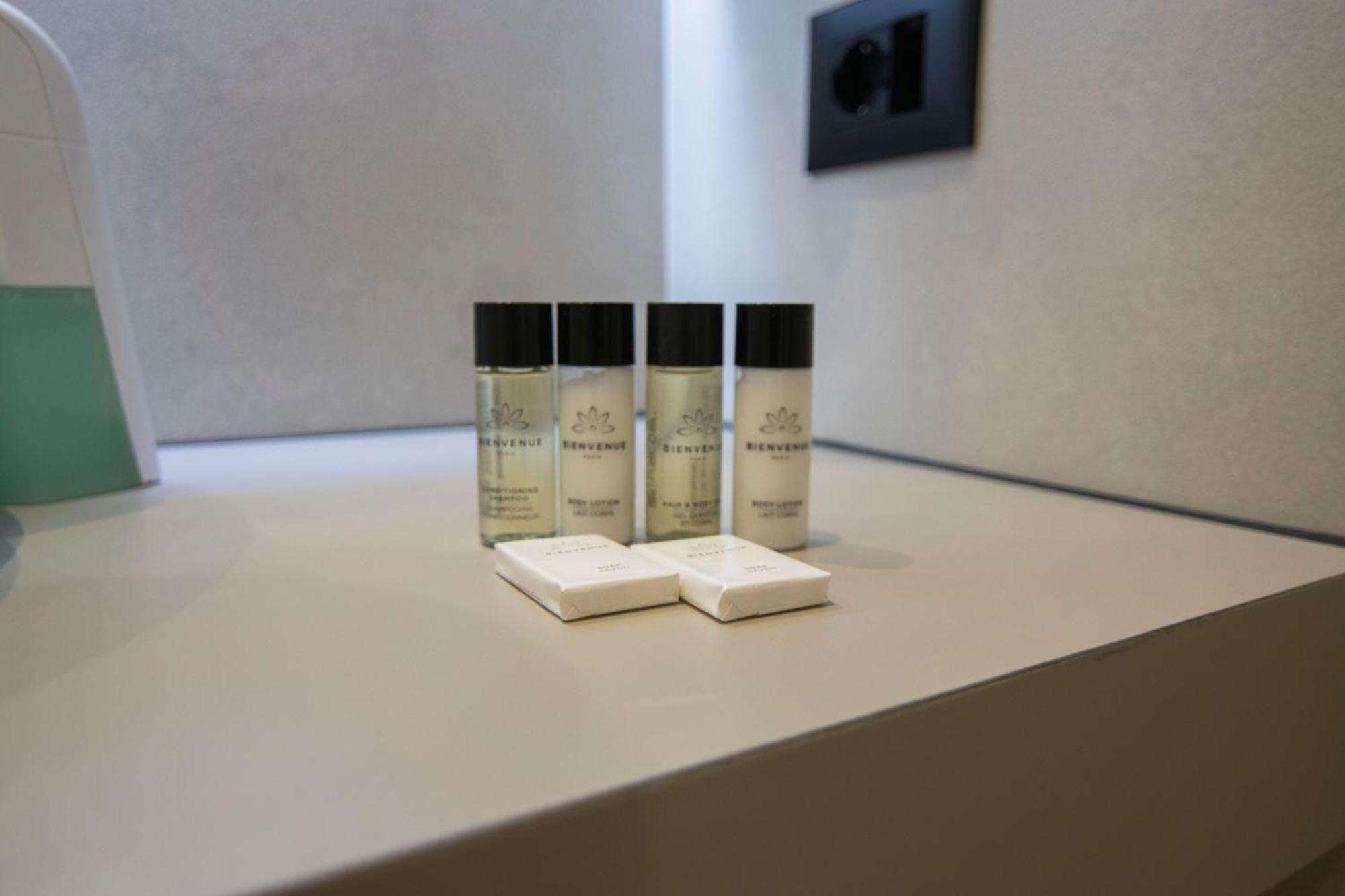 Mina Luxury Rooms ティラナ エクステリア 写真